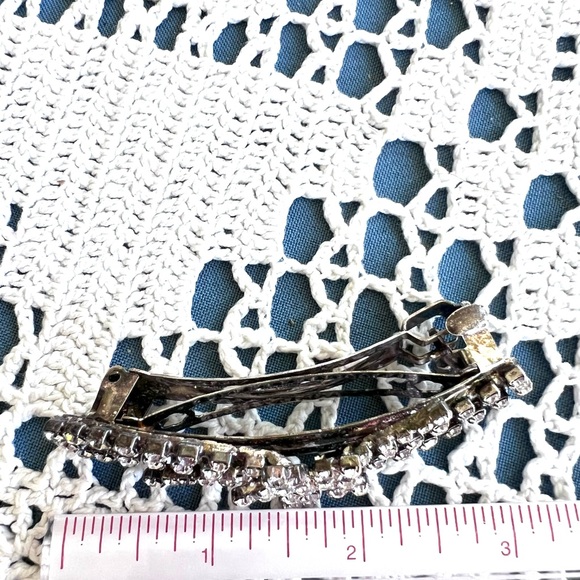Vintage 1980s Ornate Rhinestones Hair Clip Barrette - Picture 3 of 3